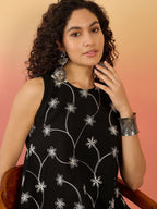 InWeave Black Embroidery R Neck White Set | Grocsy