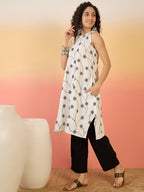 InWeave White Embroidery R Neck Black Set | Grocsy