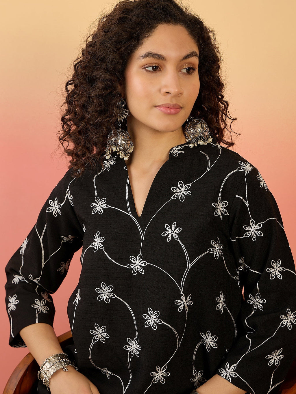 InWeave Black Embroidery Mandarin Black Set | Grocsy
