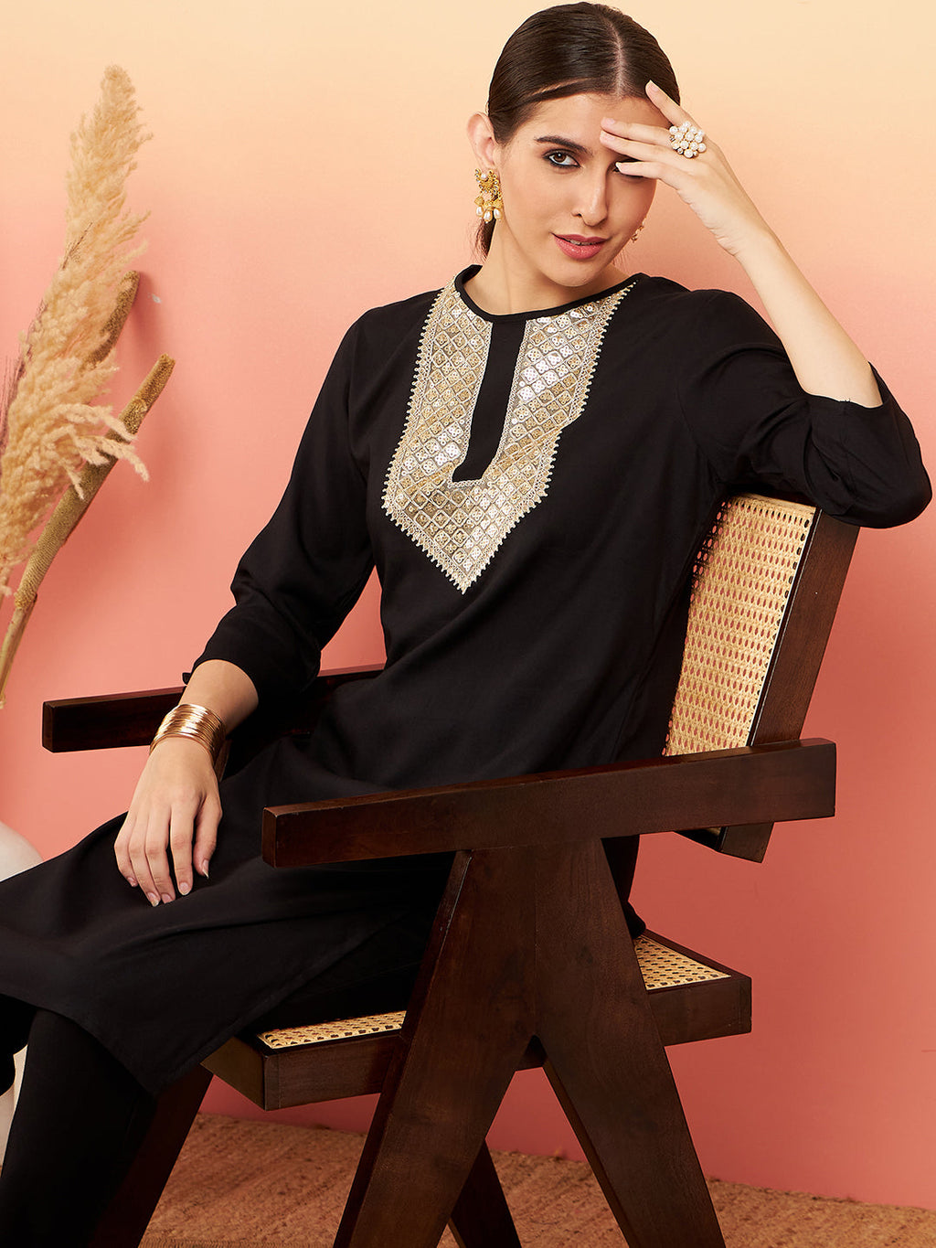 InWeave Women's Black Sequance Patch Work Kurta Set | Grocsy