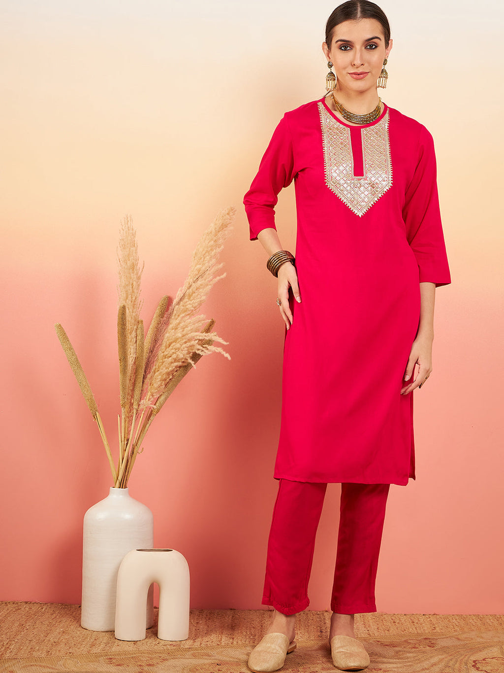 InWeave Women's Fuschia Sequance Patch Work Kurta Set | Grocsy