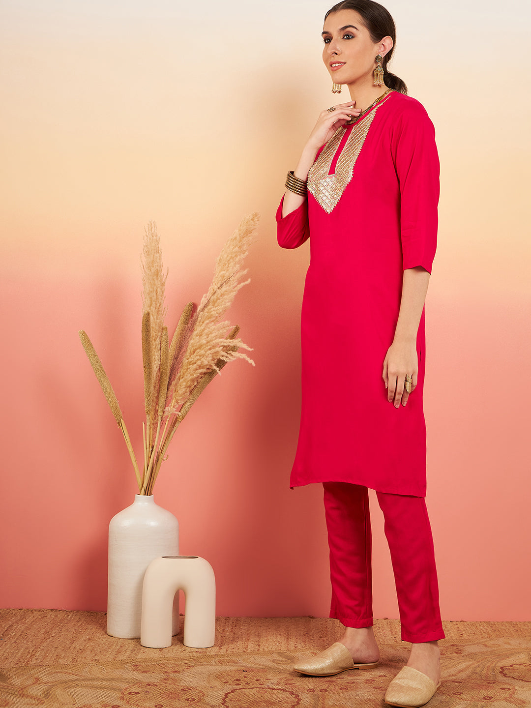 InWeave Women's Fuschia Sequance Patch Work Kurta Set | Grocsy