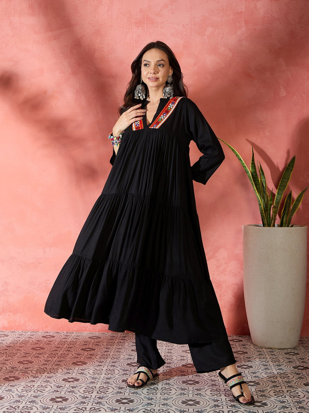 InWeave Black Solid Flared Lace Kurta Pant Set | Grocsy