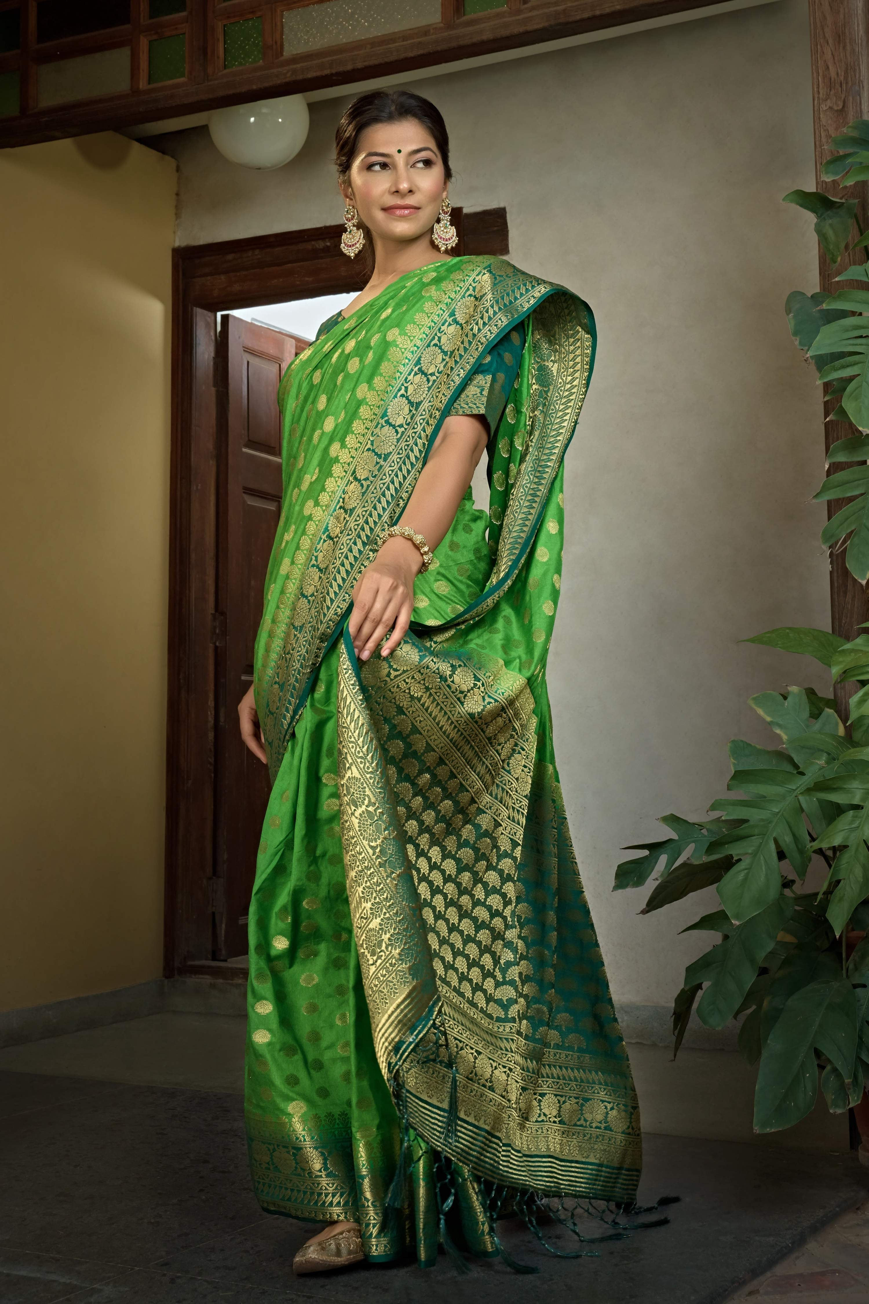 Vardha Emerald Green Banarasi Raw Silk Saree | Grocsy
