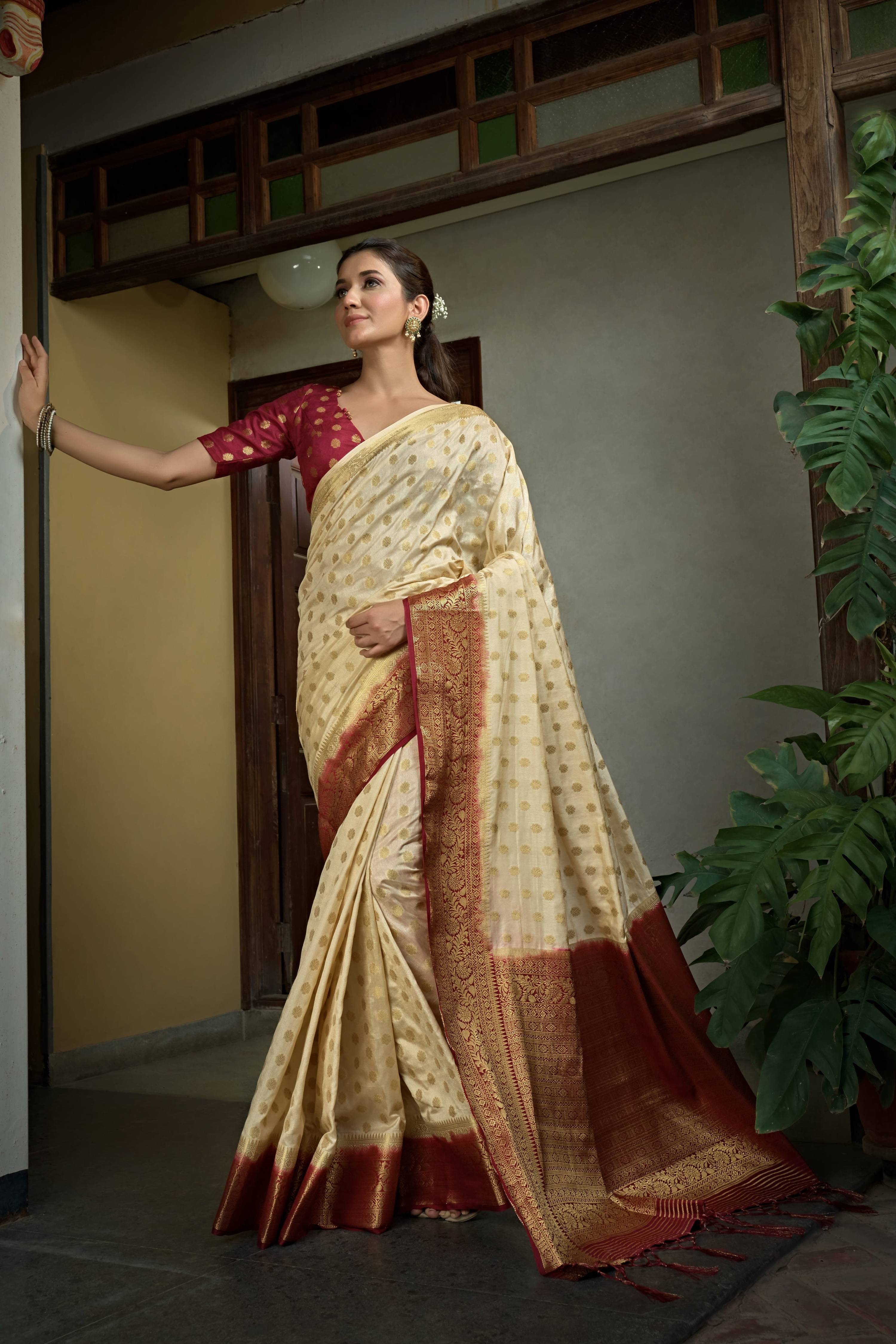 Vardha Cream White Golden Zari Banarasi Raw Silk Saree | Grocsy