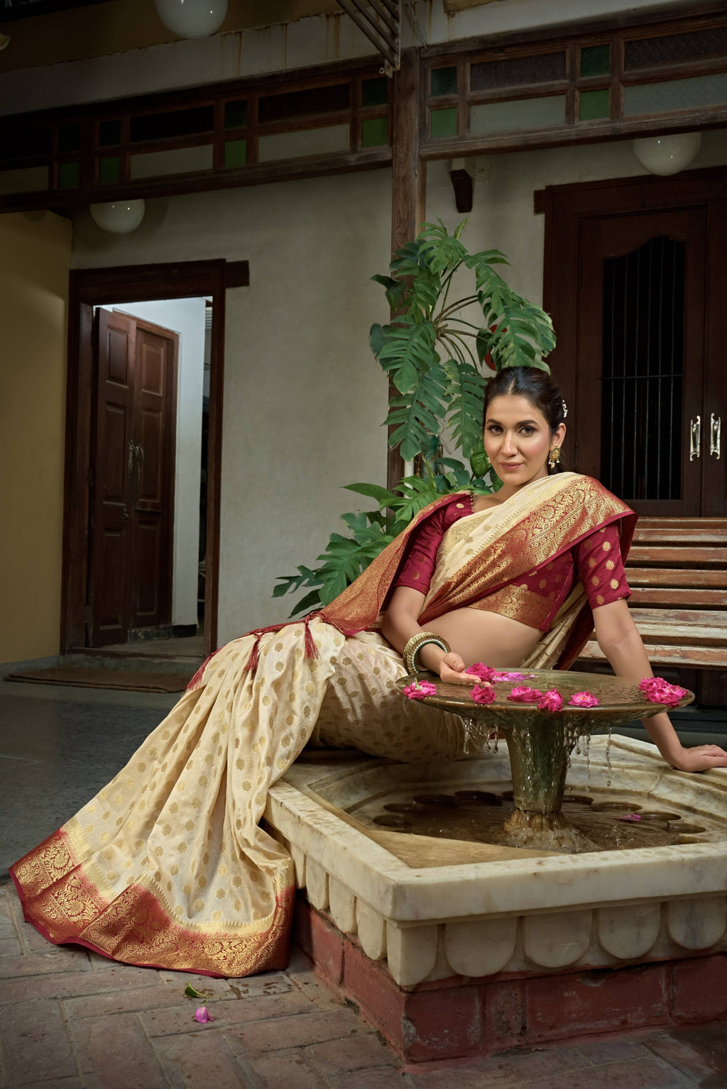 Vardha Cream White Golden Zari Banarasi Raw Silk Saree | Grocsy