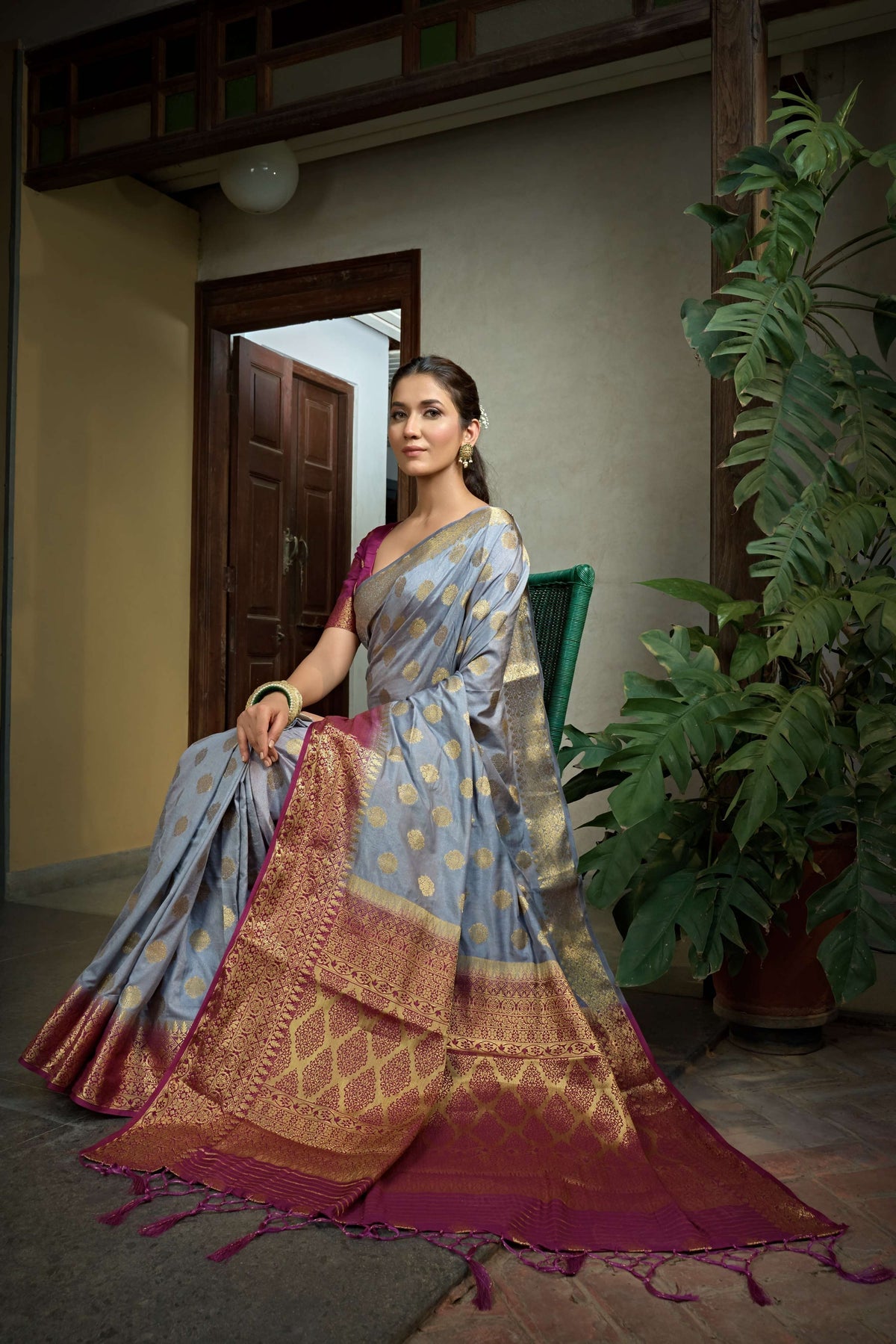 Vardha Royal Grey Golden Zari Banarasi Raw Silk Saree | Grocsy