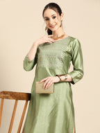 Sangria Women Floral Embroidered Thread Work Pastels Kurta | Grocsy