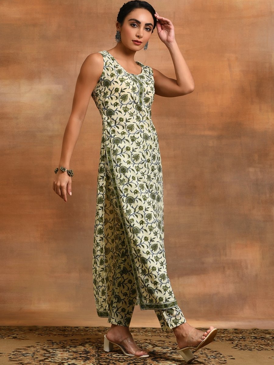 Aks Floral Printed Pure Cotton Straight Kurta with Trousers | Grocsy