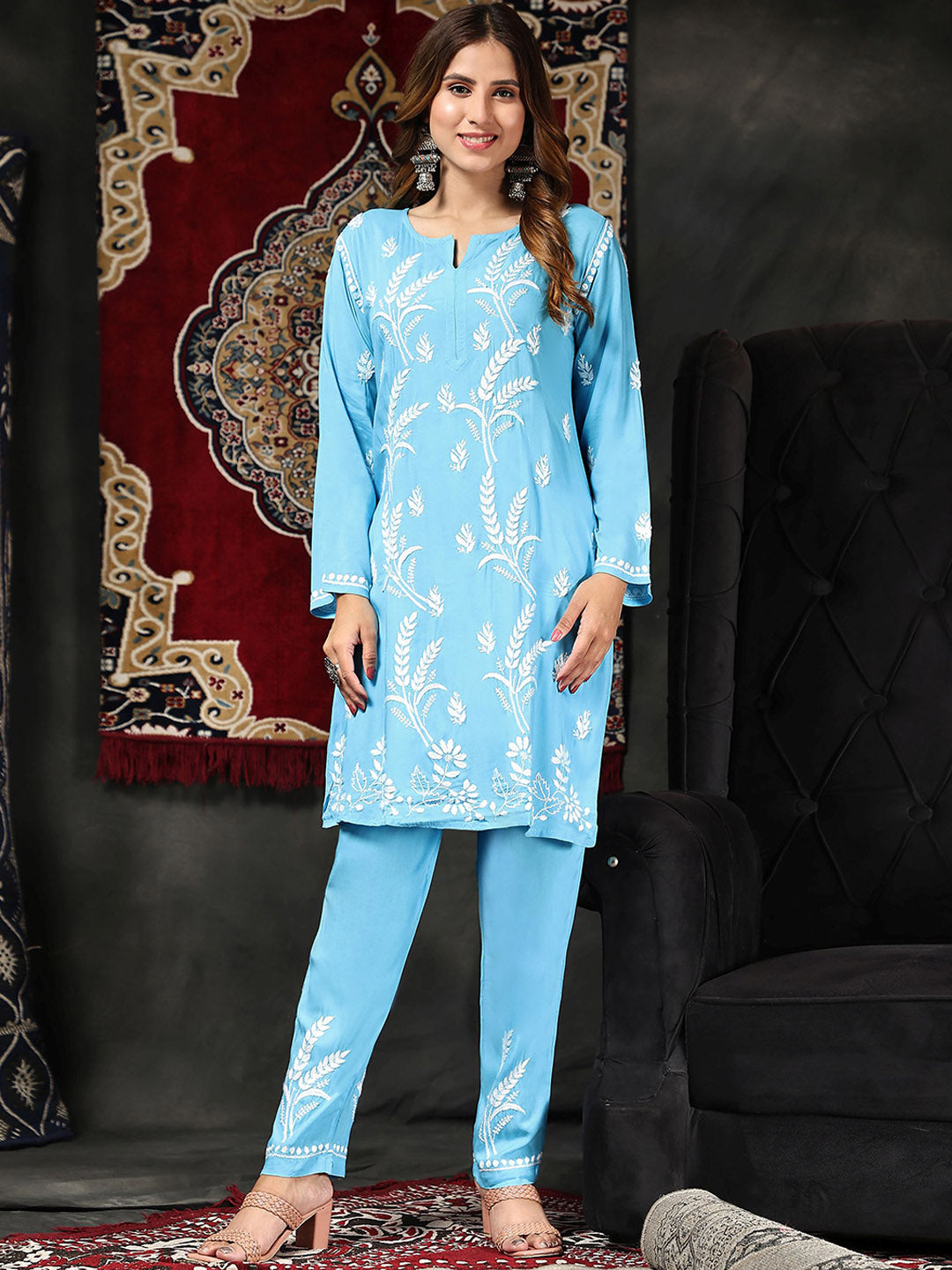 HOUSE OF KARI Floral Embroidered Chikankari Pure Cotton Straight Kurta With Trousers | Grocsy