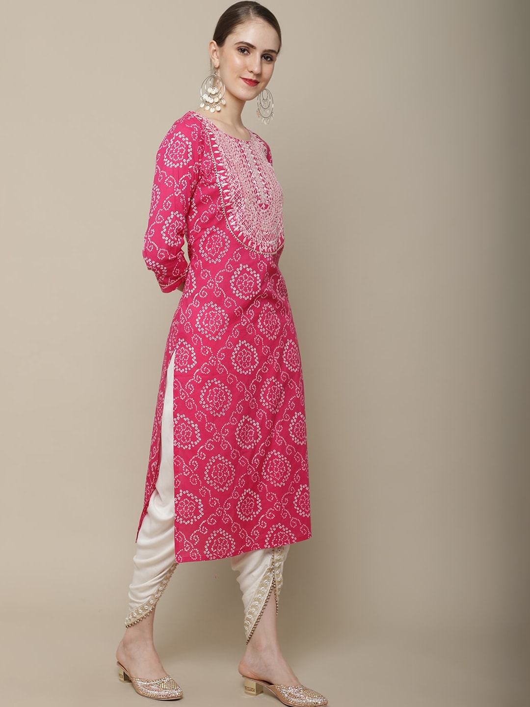 Sangria Women Pink & White Bandhani Printed Thread Work Kurta | Grocsy