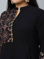 Sztori Plus Size Black Floral Printed Mandarin Collar Straight Kurta with Trousers | Grocsy