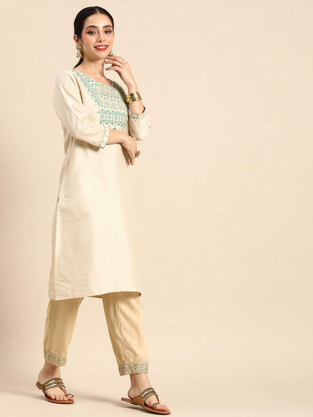 Sangria Women Ethnic Motifs Embroidered Thread Work Pastels Kurta | Grocsy