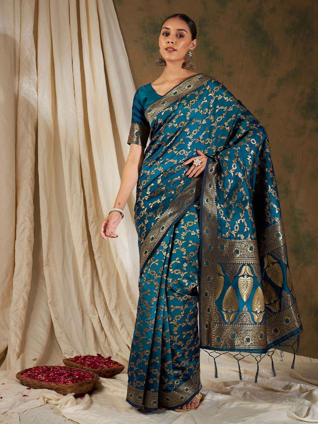 Sangria Blue Floral Woven Design Zari Kanjeevaram Saree | Grocsy