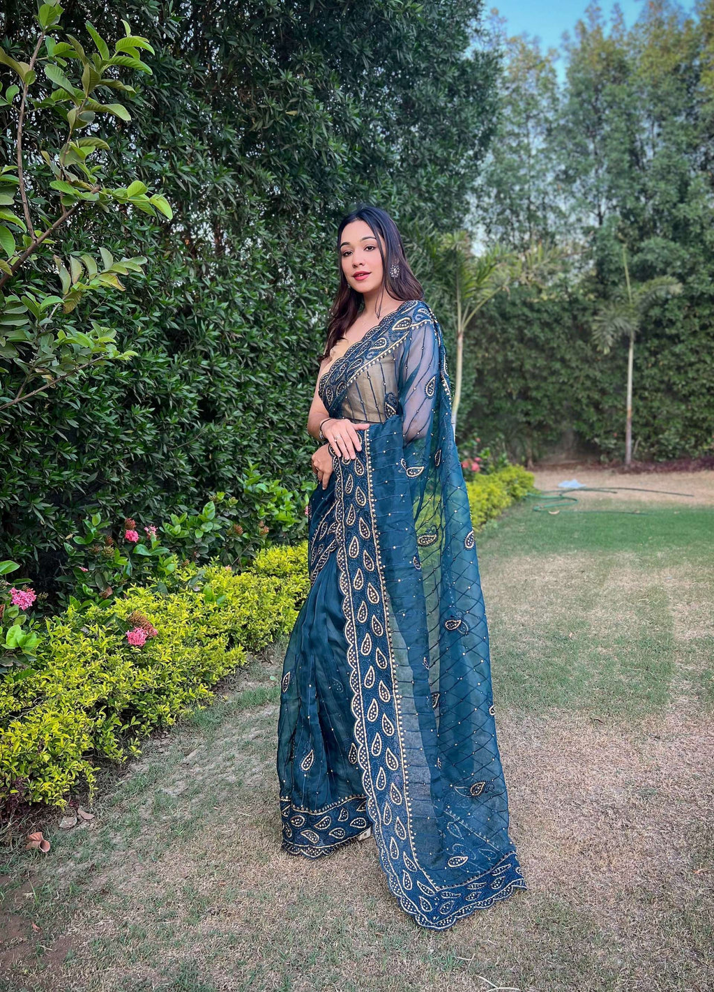 Vamsee Aaisa Blue Organza Saree | Grocsy