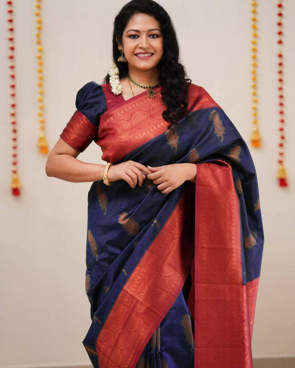 DEIANA'S Beautiful Designer Golden zari Soft Lichi Silk Saree - Navy Blue | Grocsy