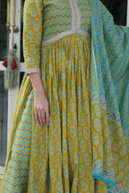 Vastranavya Lime Green Pure Cotton Printed Top with Pant & Dupatta Set | Grocsy