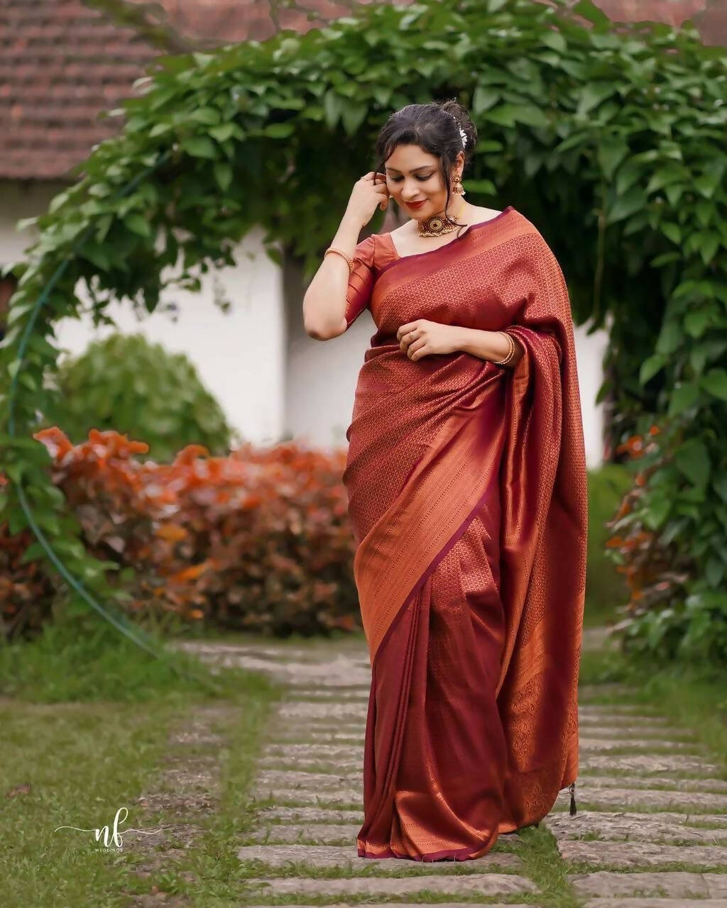 DEIANA'S Beautiful Designer Golden zari Soft Lichi Silk Saree - Maroon | Grocsy