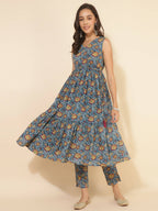 Janasya Women's Blue Cotton Floral Printed Casual Flared Kurta Set | Grocsy