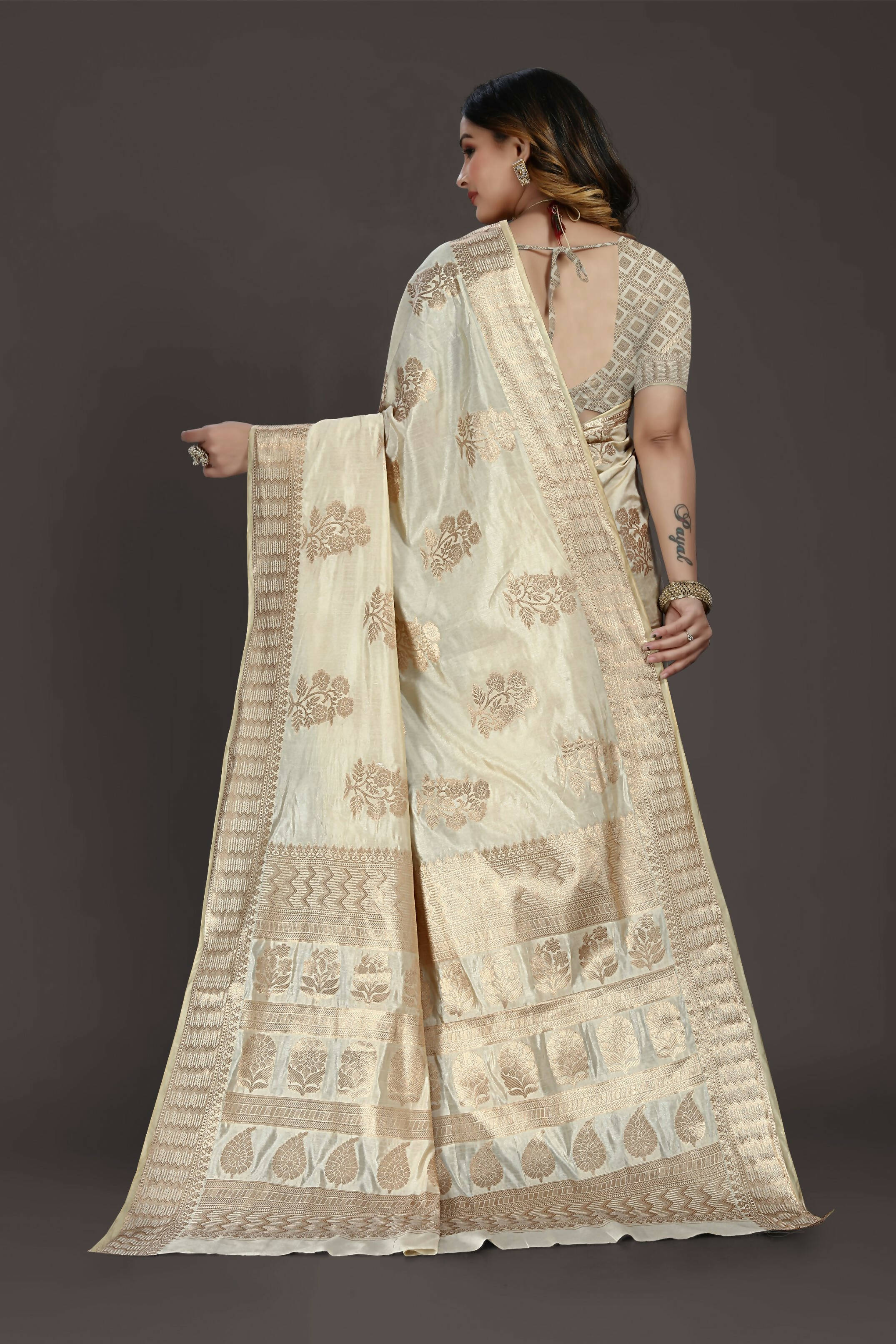 Off White Pure Raw Silk Zari Woven Saree with Unstitched Blouse Piece - Alisha | Grocsy