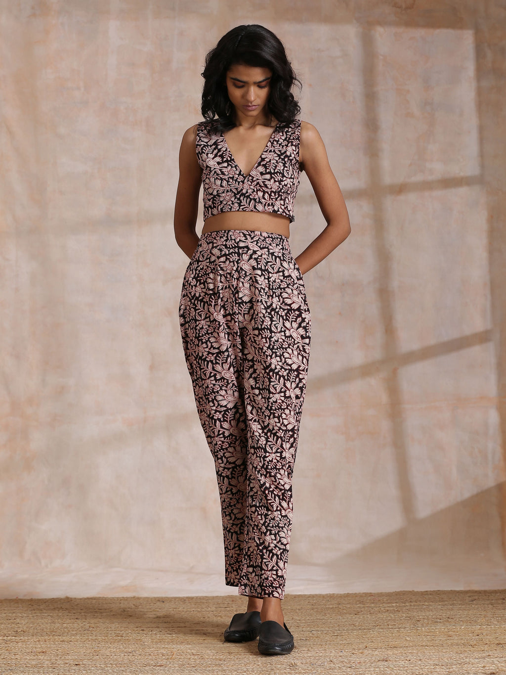 trueBrowns Black Floral Overall Bagru Print Cotton Pant Suit Set | Grocsy