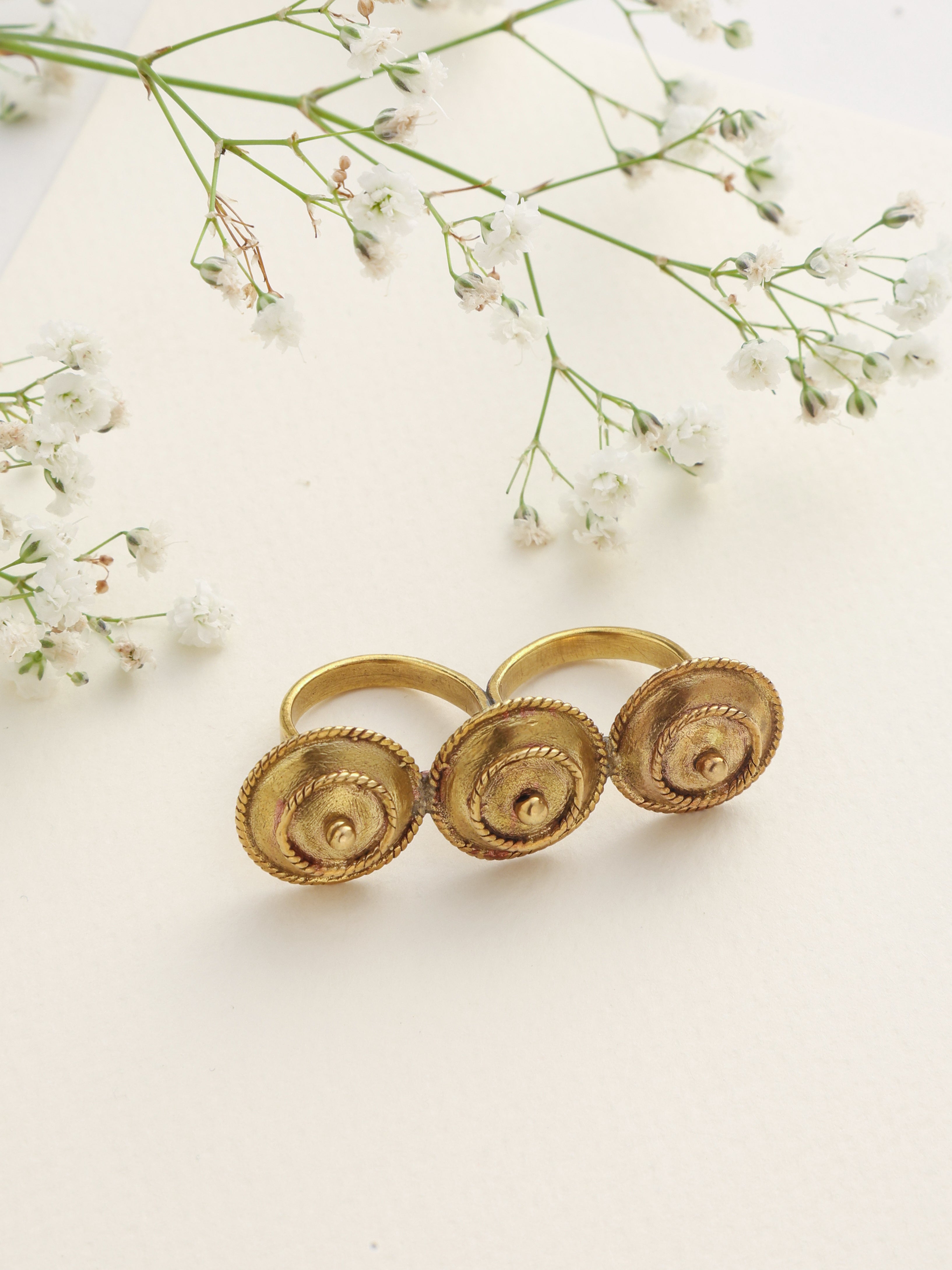 trueBrowns Brass Textured Two-Finger Ring | Grocsy