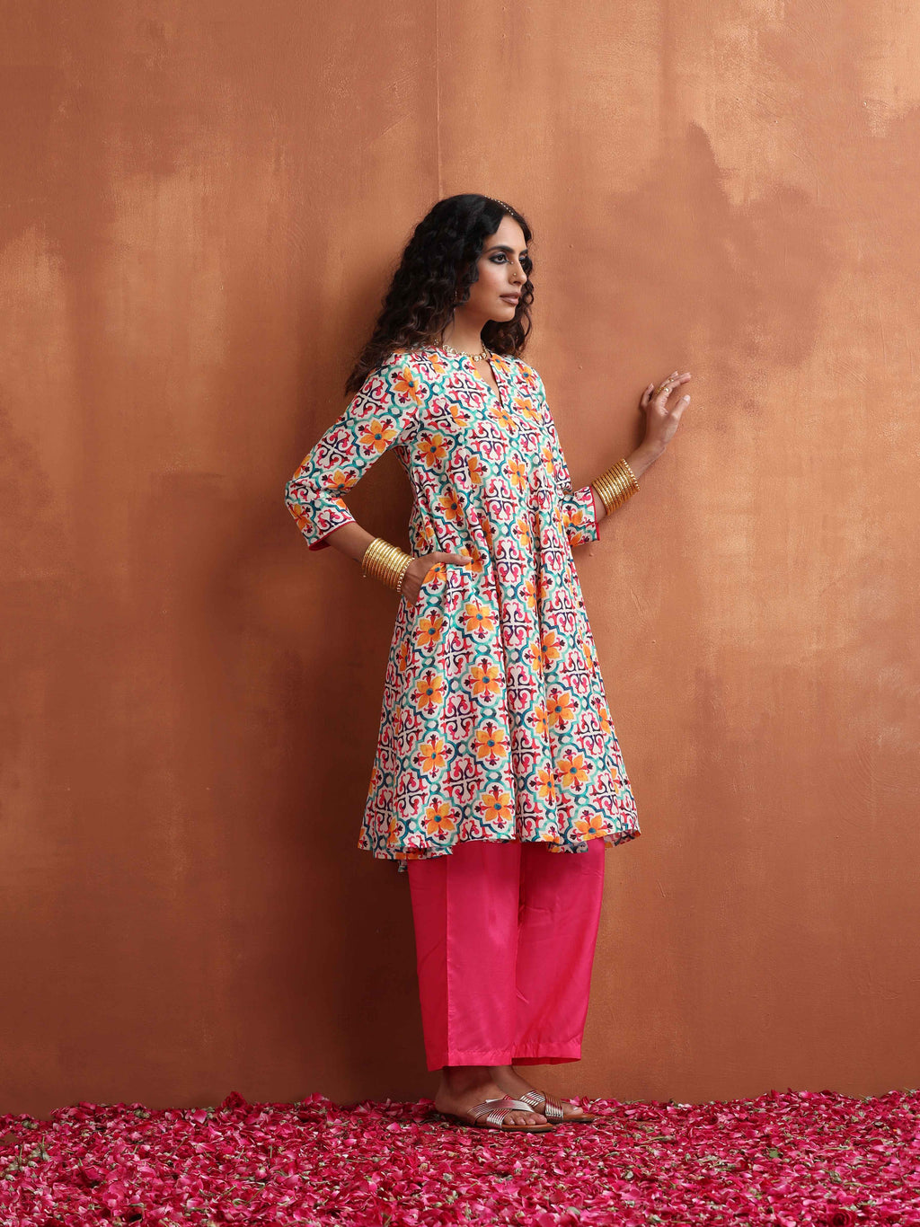 trueBrowns Off White Print Flared Anarkali Kurta Co-ord Set | Grocsy