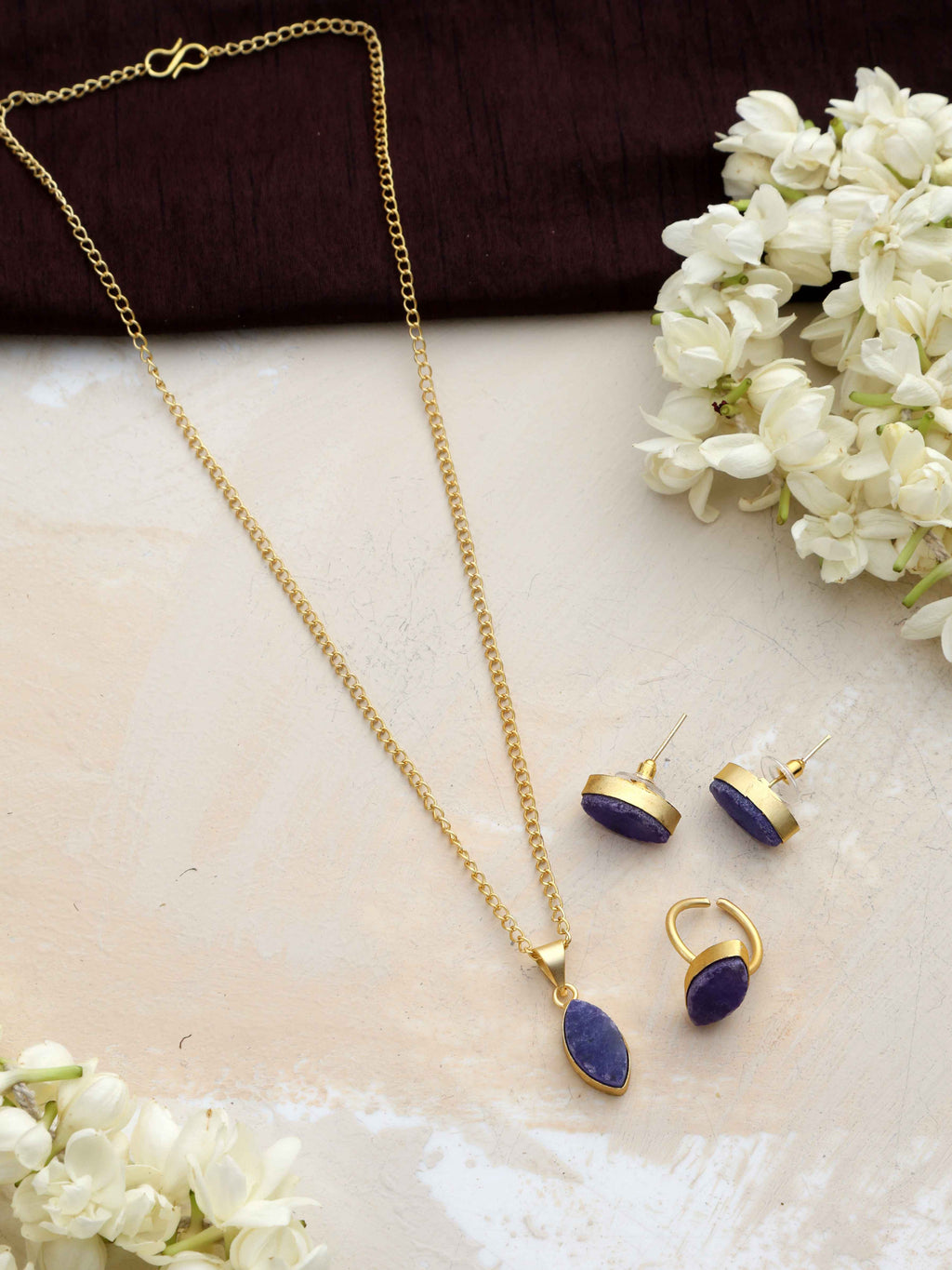 trueBrowns Gold Tone Blue Stone Pendant Set - Swadesiicart