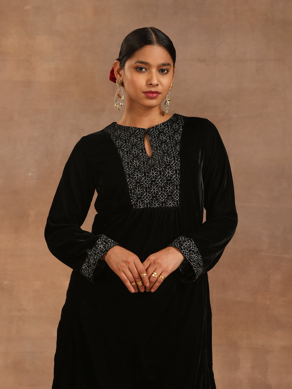 trueBrowns Black Velvet Embroidered Kurta | Grocsy