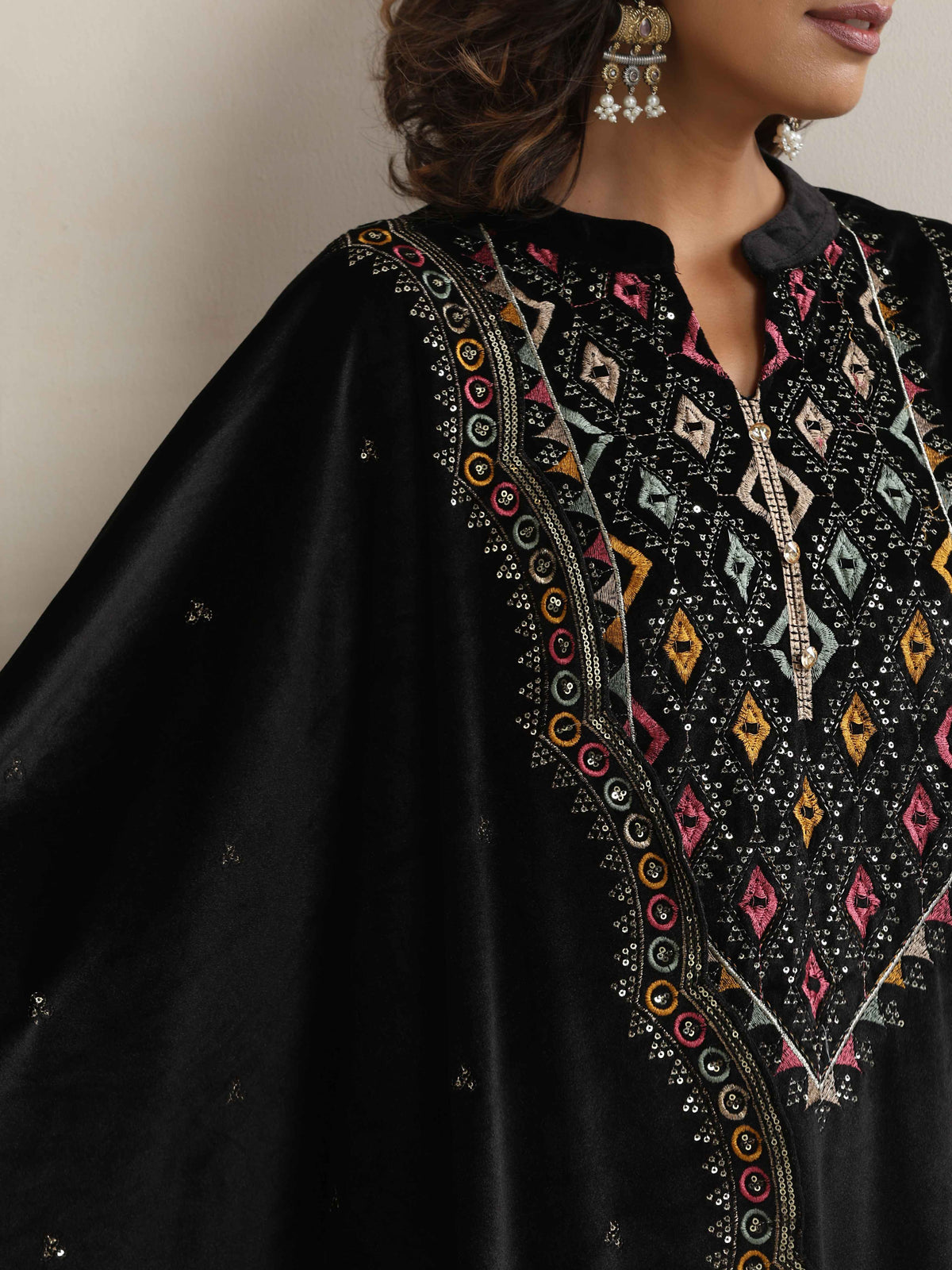 trueBrowns Black Velvet Geometric Embroidered Kurta Pant Dupatta Set | Grocsy