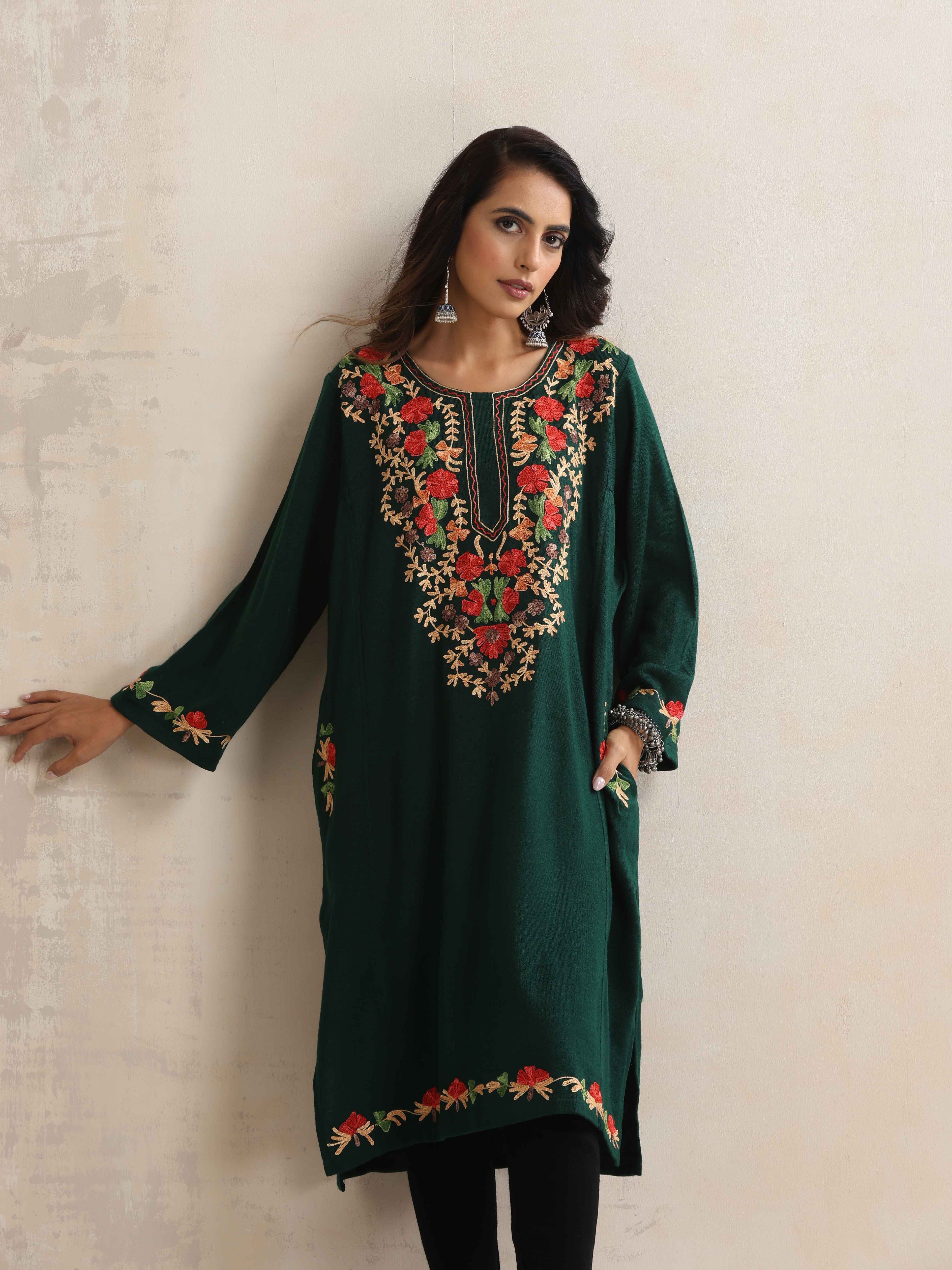 trueBrowns Green Kashmiri Floral Embroidered Woollen Phiran Kurta | Grocsy