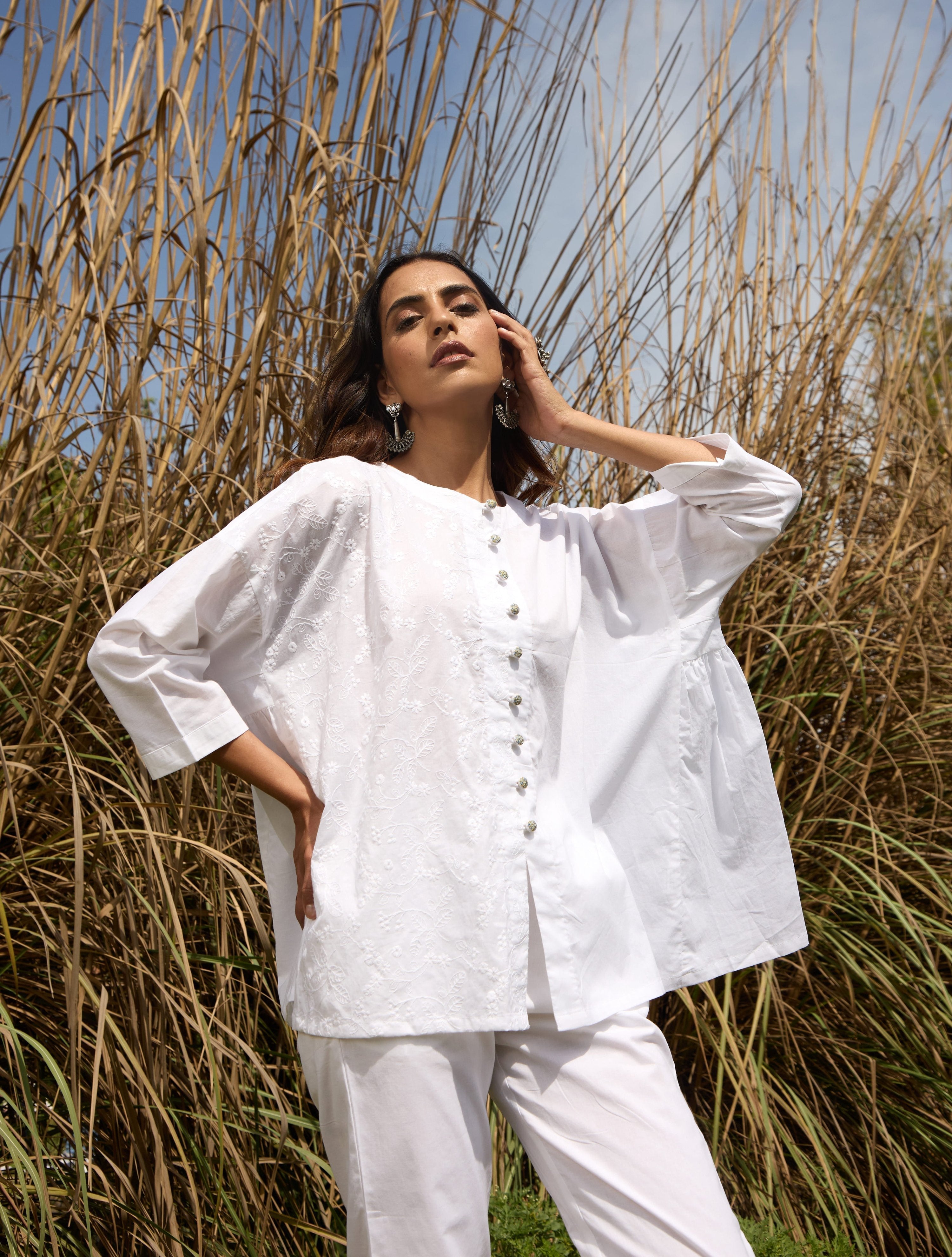 trueBrowns White Cotton Embroidered Relaxed Co-ord Set | Grocsy