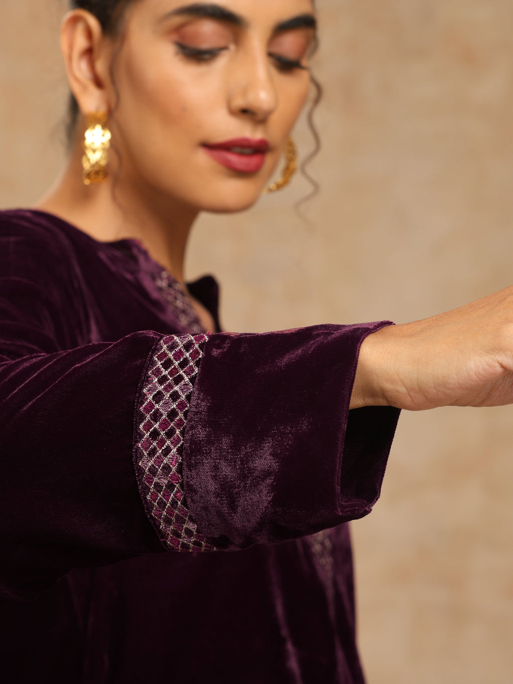 trueBrowns Wine Velvet Placket Embroidered Co-ord Set | Grocsy