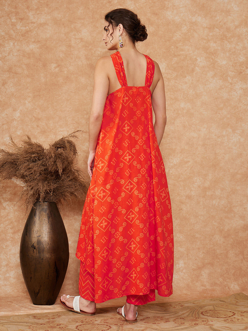 InWeave Women's Orange S Print Twisted Neckline Kurta Pant Set | Grocsy