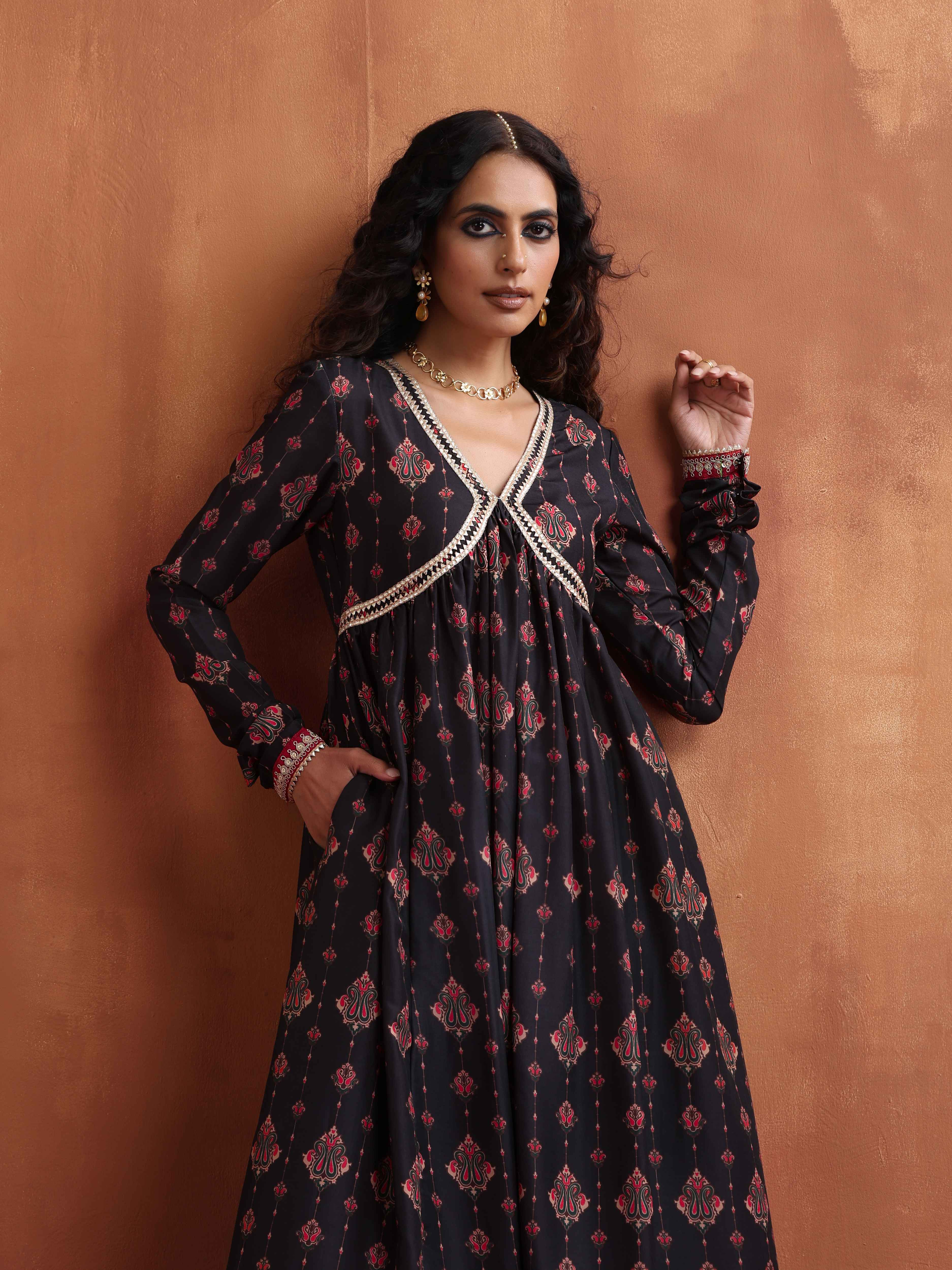 trueBrowns Black Print Flared Anarkali Kurta Set | Grocsy