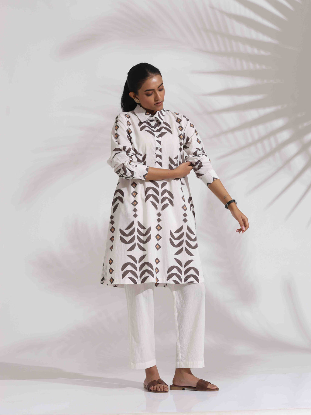 trueBrowns White Cotton Stripe Print Kurta Co-ord Set | Grocsy
