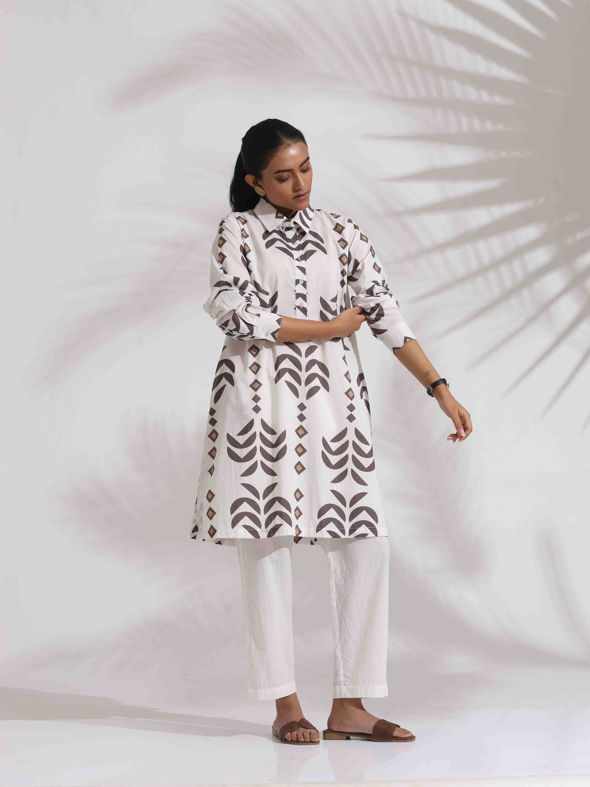trueBrowns White Cotton Stripe Print Kurta Co-ord Set | Grocsy
