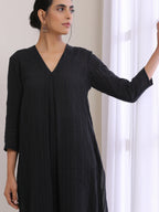 trueBrowns Black Dobby Neck Pleat Kurta Pant Set | Grocsy