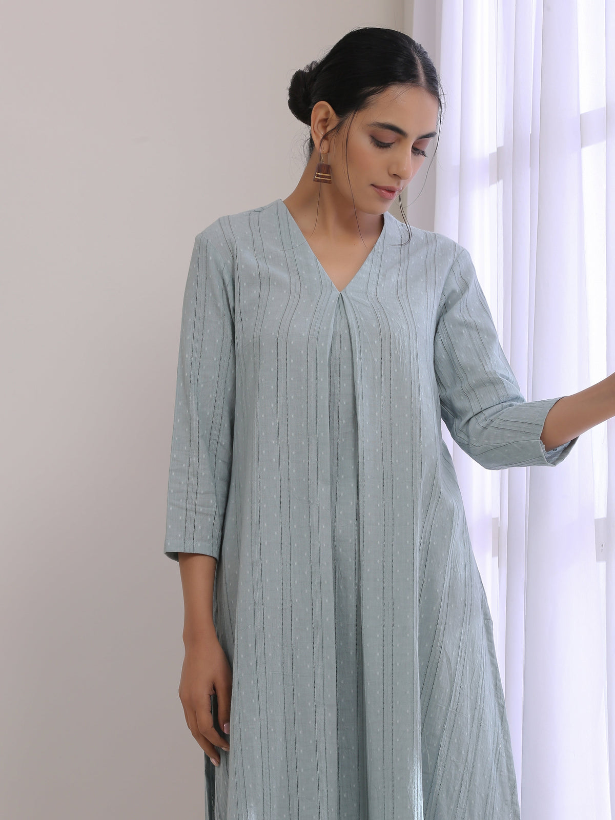 trueBrowns Eggshell Blue Dobby Neck Pleat Kurta Pant Set | Grocsy