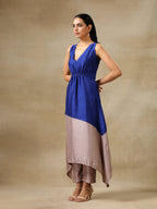 trueBrowns Blue and Grey Textured Silk Sleeveless Round Hemline Kurta Pant Set | Relove | Grocsy