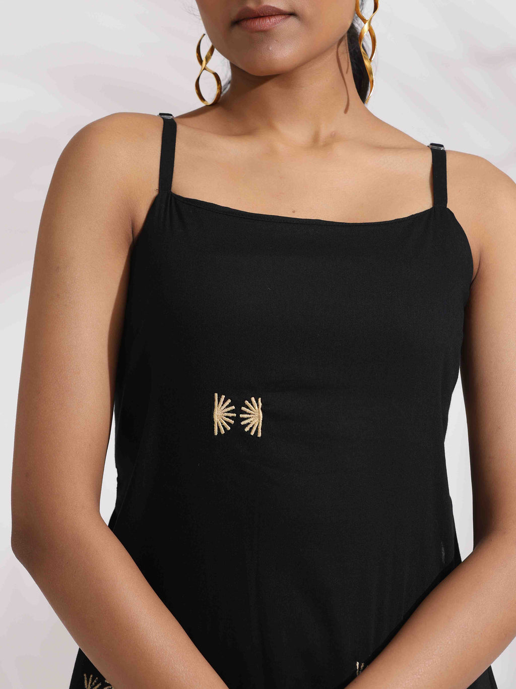 trueBrowns Black Cotton Embroidered Straight Kurta Set | Grocsy