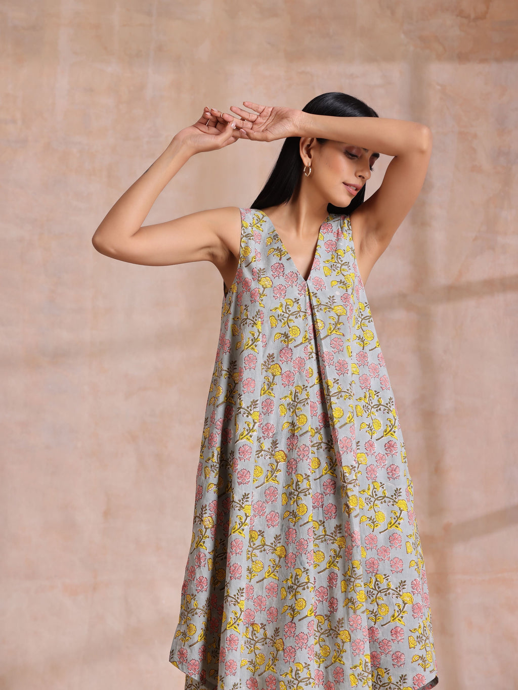 trueBrowns Grey Overall Floral Block Print Cotton Sleeveless Flared Kurta Pant Set | Grocsy