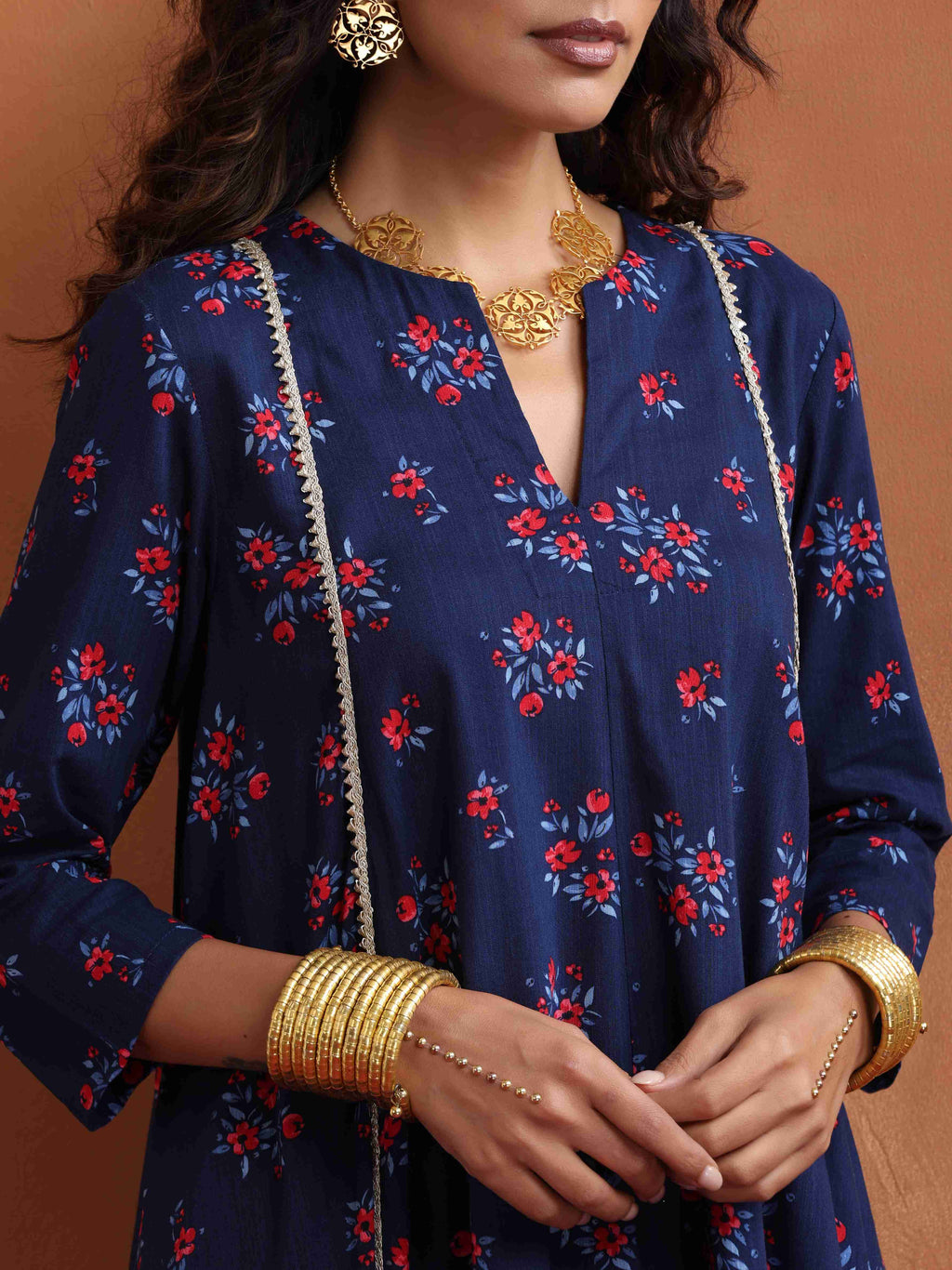 trueBrowns Blue Floral Print Flared Anarkali Kurta Co-ord Set | Grocsy