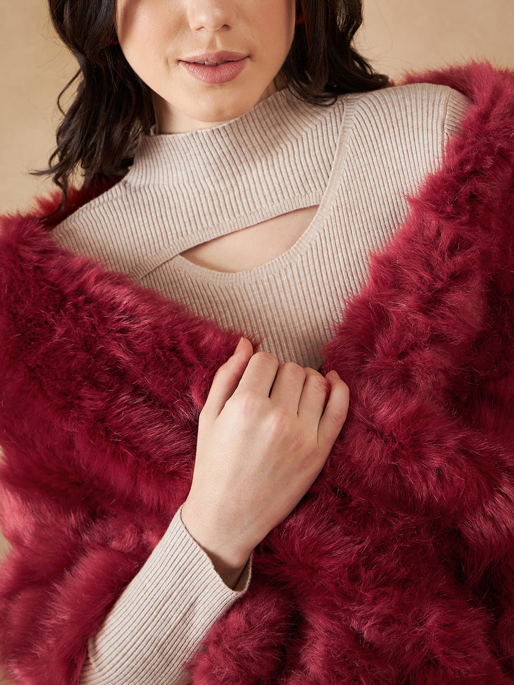 InWeave Women's Bright Rust Fur Cape | Grocsy