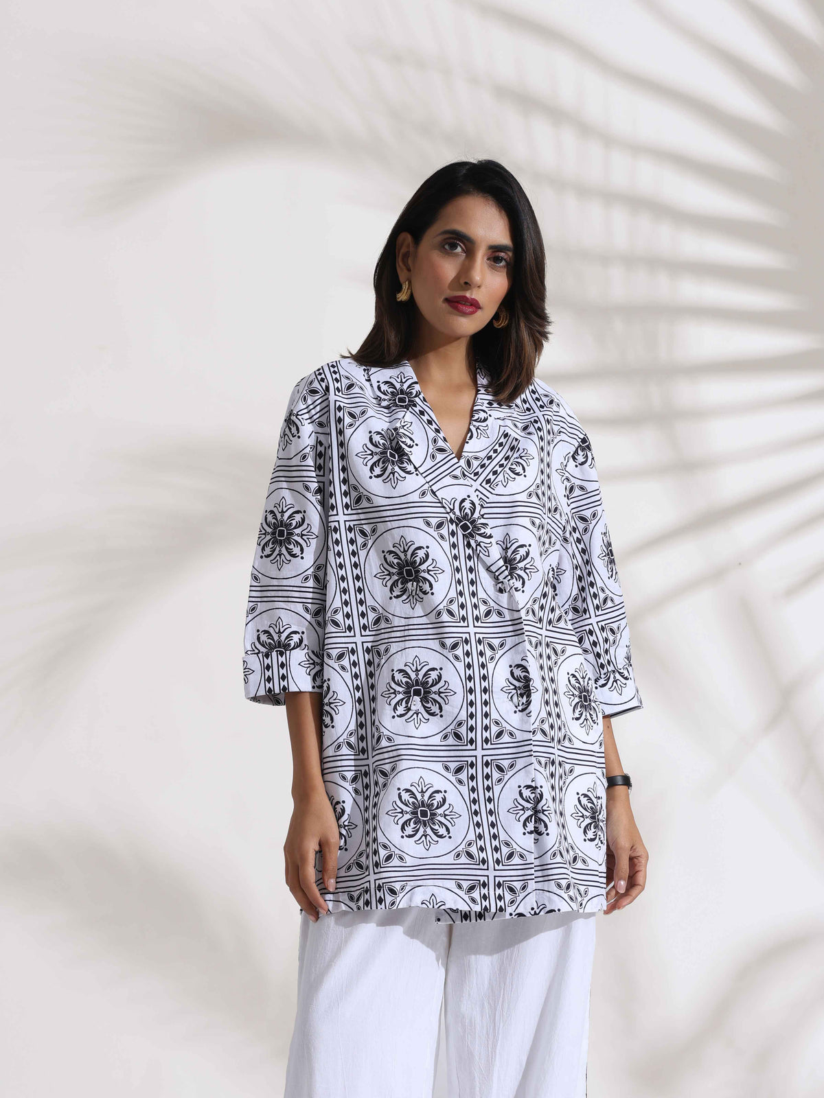 trueBrowns White Cotton Print Jacket Co-ord Set | Grocsy