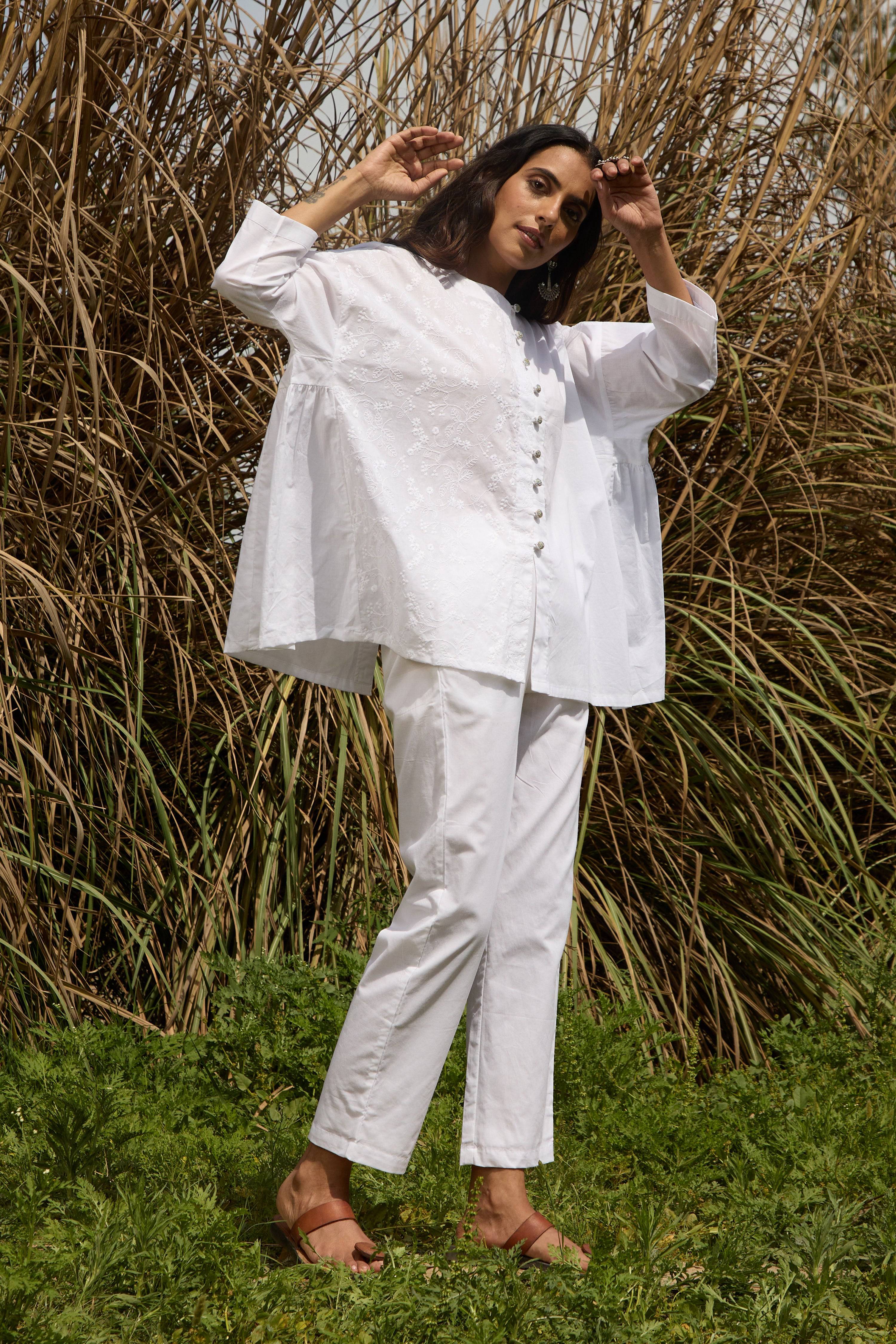 trueBrowns White Cotton Embroidered Relaxed Co-ord Set | Grocsy