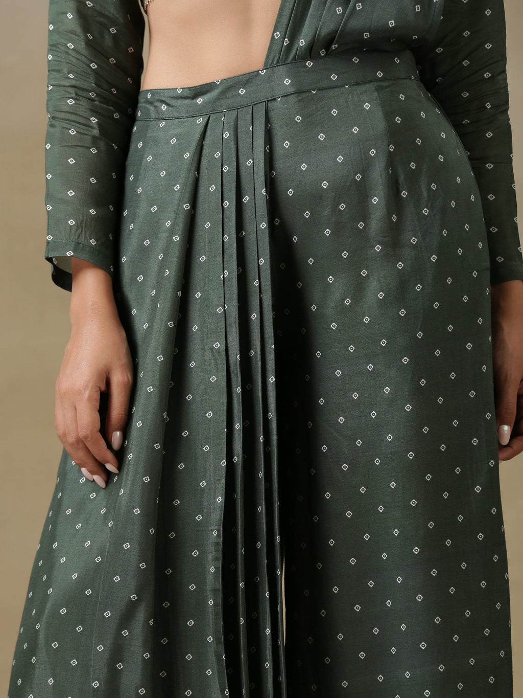 trueBrowns Dark Green Bandhani Printed Silk Palazzo Stitched Saree | Grocsy