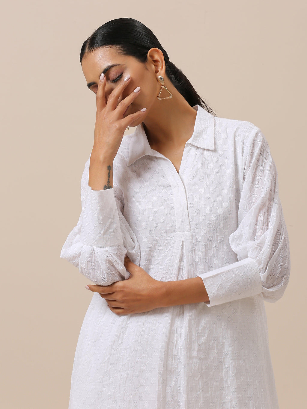 trueBrowns Cotton White Weave Collar Kurta Pant Set | Relove | Grocsy