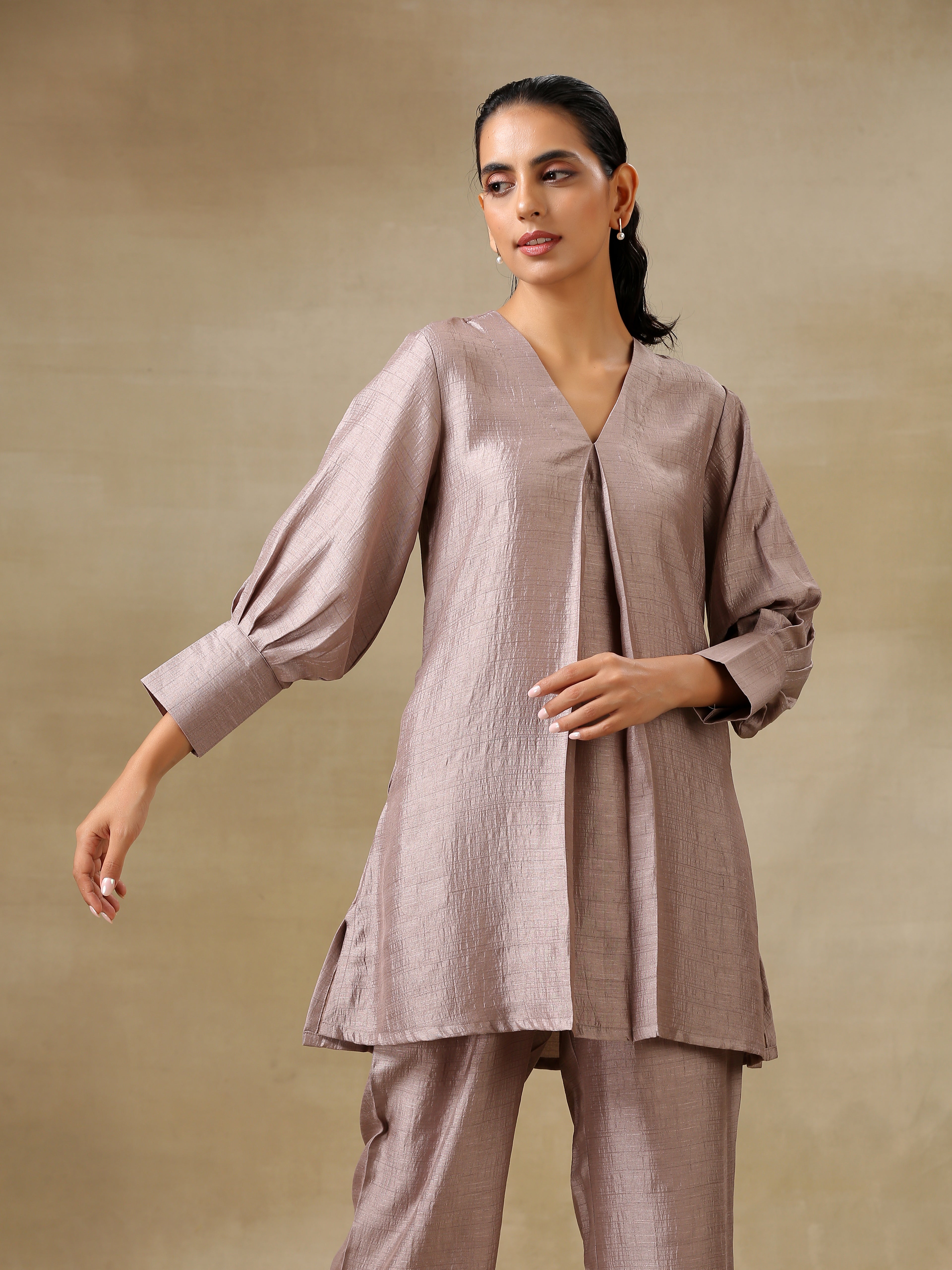 trueBrowns Grey Textured Silk Neck Pleat Co-Ord Set | Grocsy