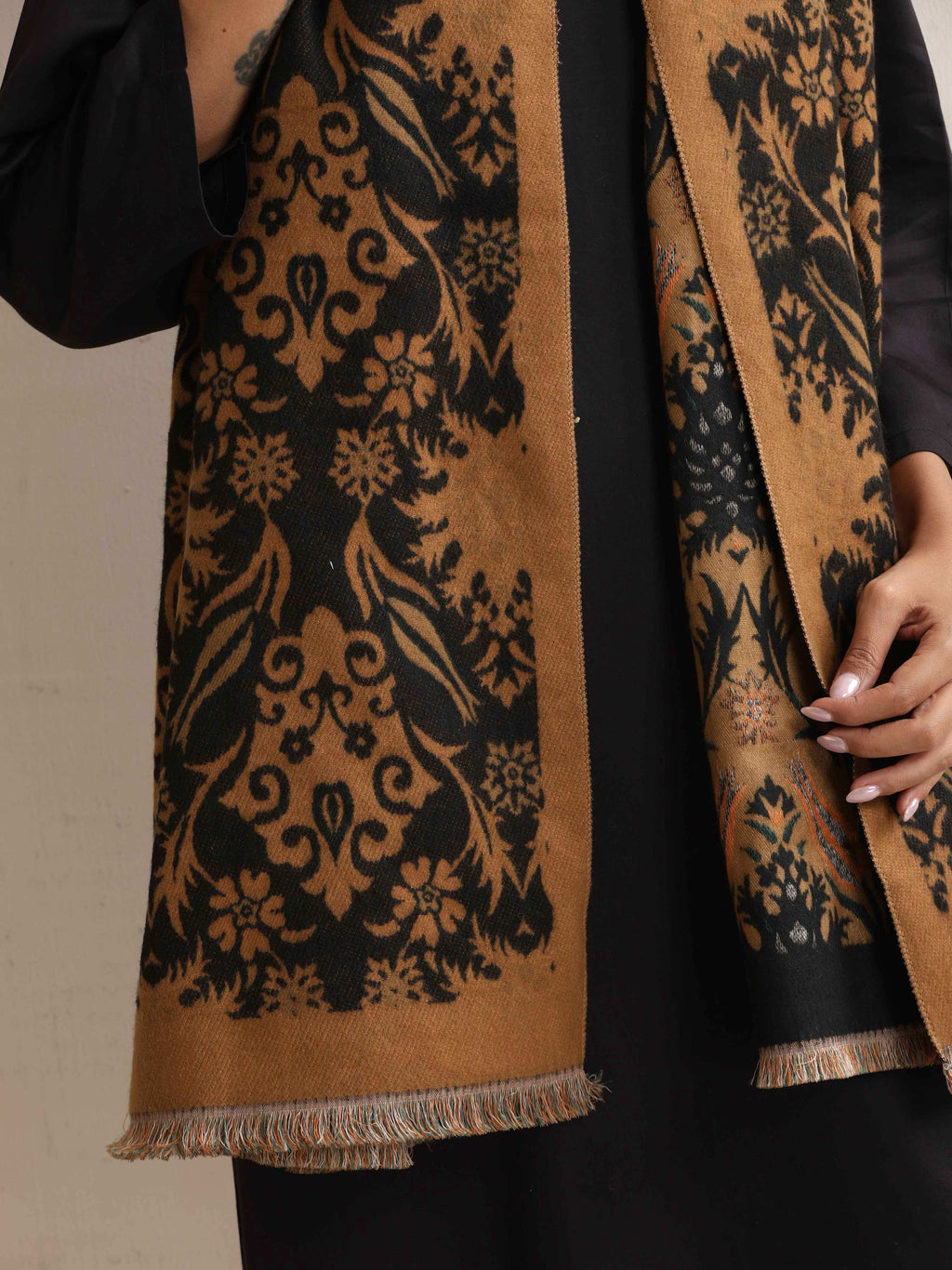 trueBrowns Brown Floral Reversible Woollen Stole | Grocsy